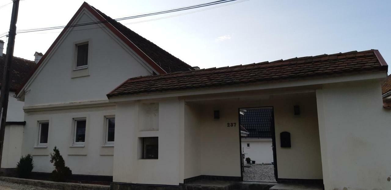 Casa Martin Villa Porumbacu de Sus Bagian luar foto